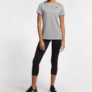 NWT Nike Dri-FIT Legend T-Shirt, S, Women Training
